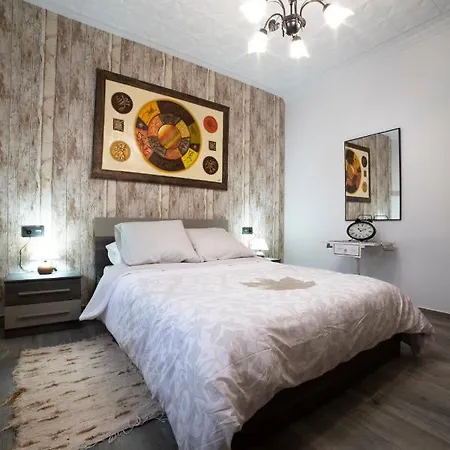 La Veguilla Apartment *